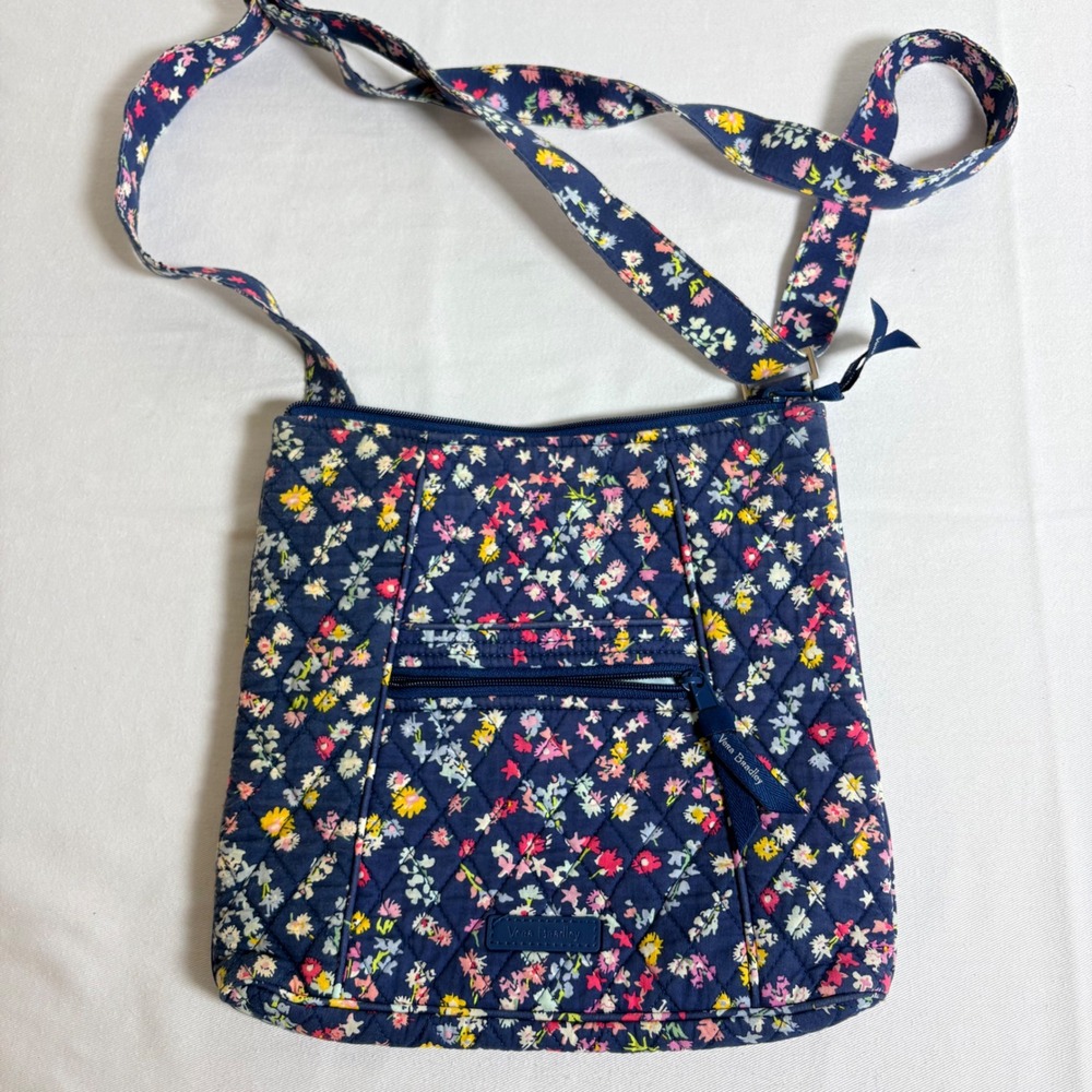 Vera Bradley Crossbody Bag Small Navy Blue Floral Excellent Quilted Cotton Zip
